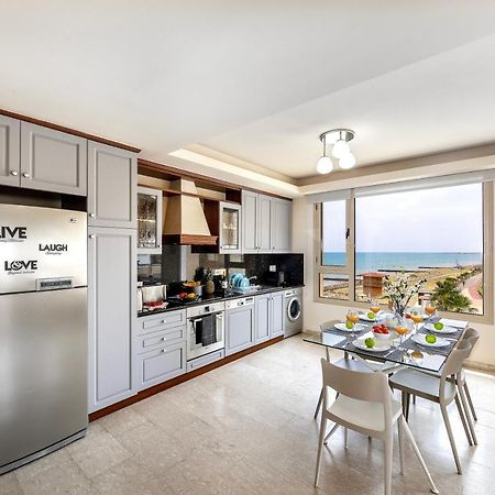 Mackenzie Beachfront Eftyhia Suite Larnaca Ngoại thất bức ảnh