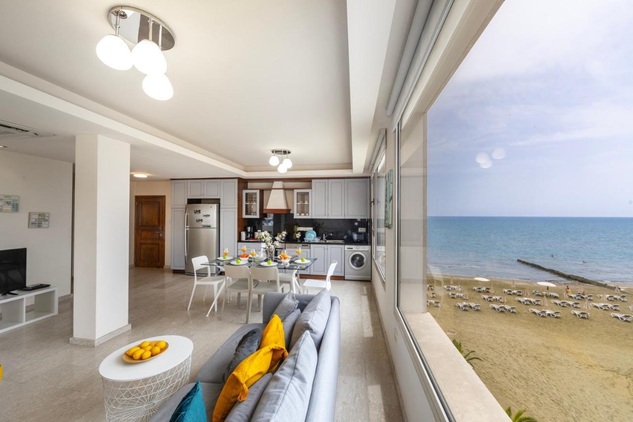 Mackenzie Beachfront Eftyhia Suite Larnaca Ngoại thất bức ảnh
