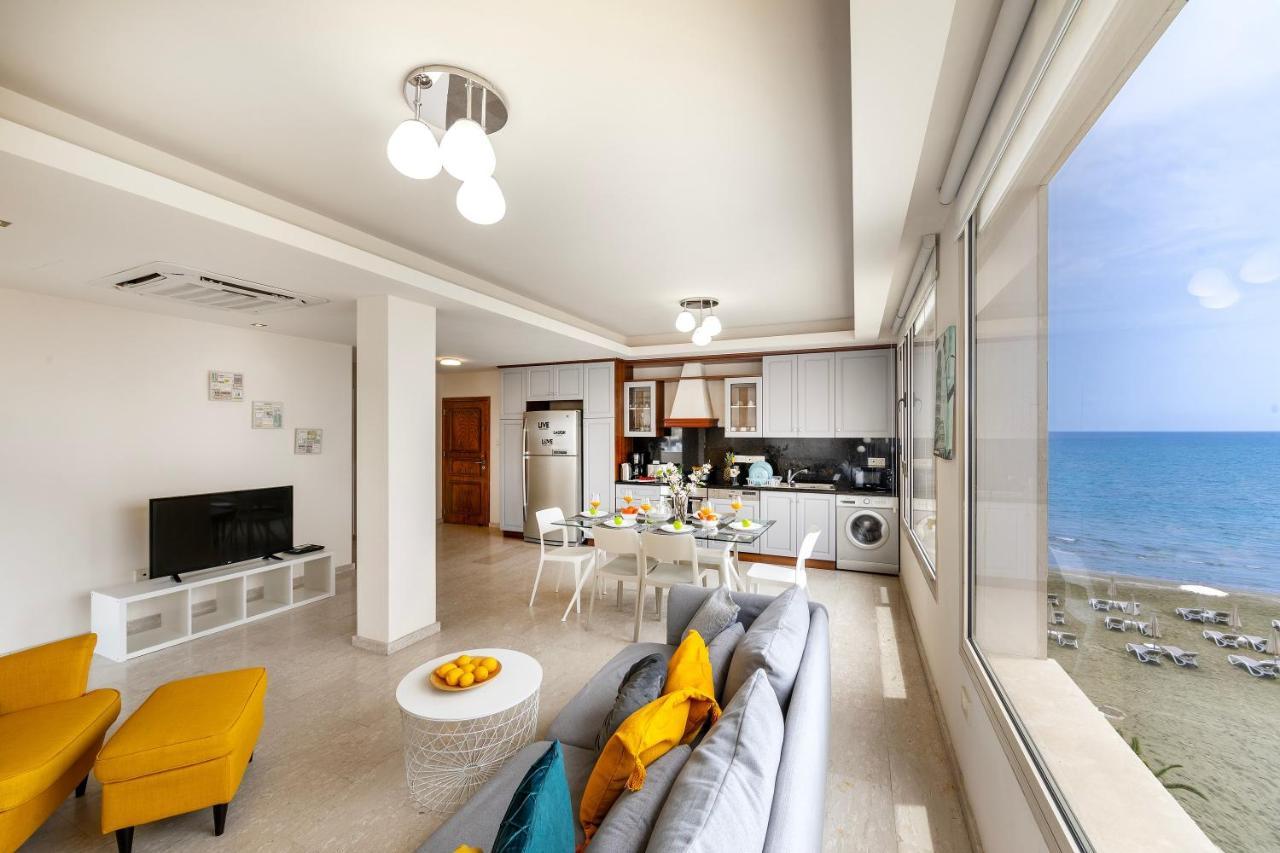 Mackenzie Beachfront Eftyhia Suite Larnaca Ngoại thất bức ảnh